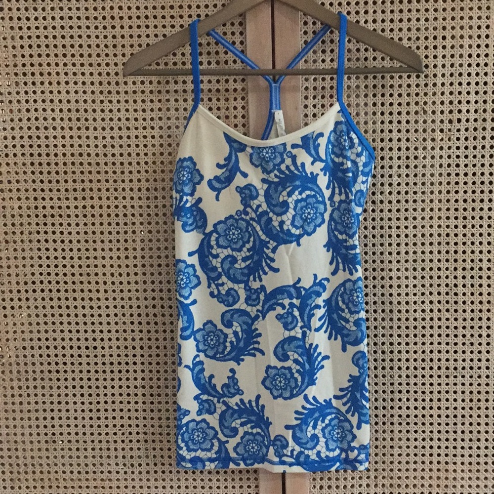 Lululemon blue floral tank